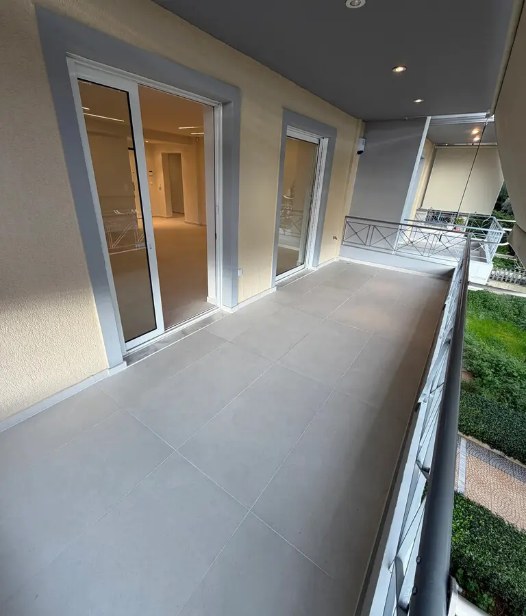 Flat Of 122 M² In Athens