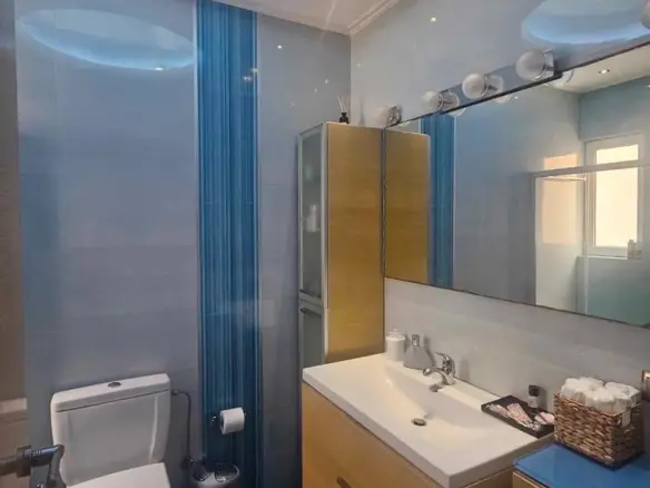 Flat Of 110 M² In Athens