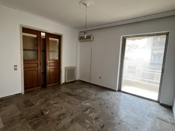 3-bedroom Flat In Zografou, Greece (141 M²)