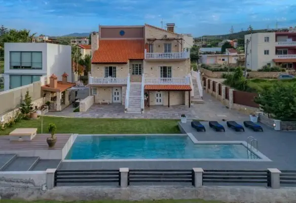 Villa In Platanias, Greece (480 M²)