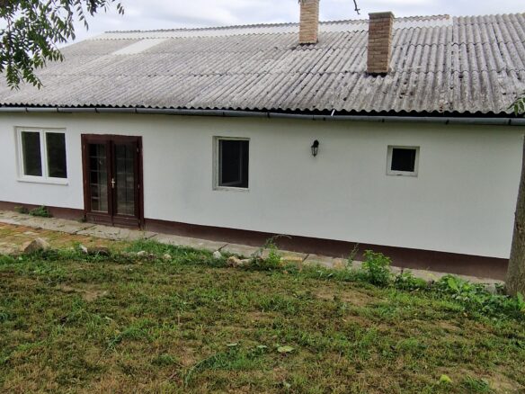 House Of 85 M² With Garden In Somogyaszaló