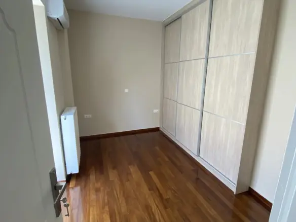 Flat Of 104 M² In Athens