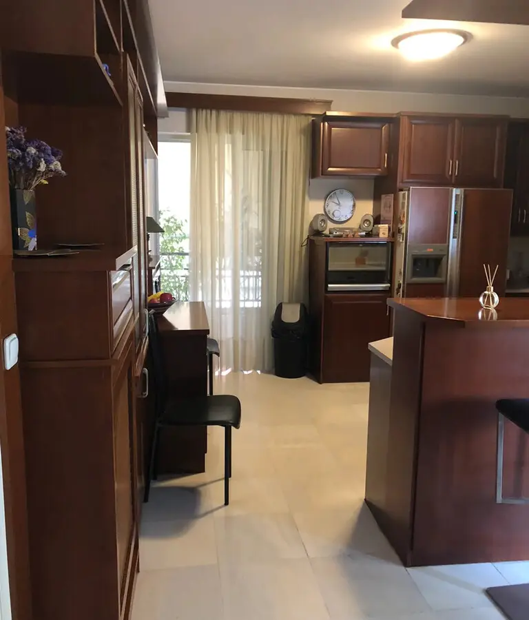 4-bedroom Flat In Palaio Faliro, Greece (150 M²)