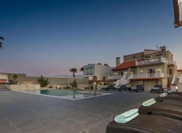 Villa In Platanias, Greece (480 M²)