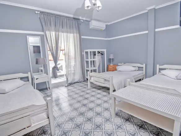 Hotel Of 490 M² On The Olympic Coast
