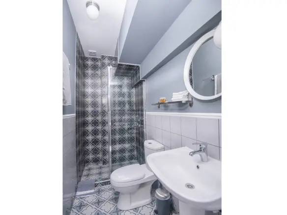 Hotel Of 490 M² On The Olympic Coast