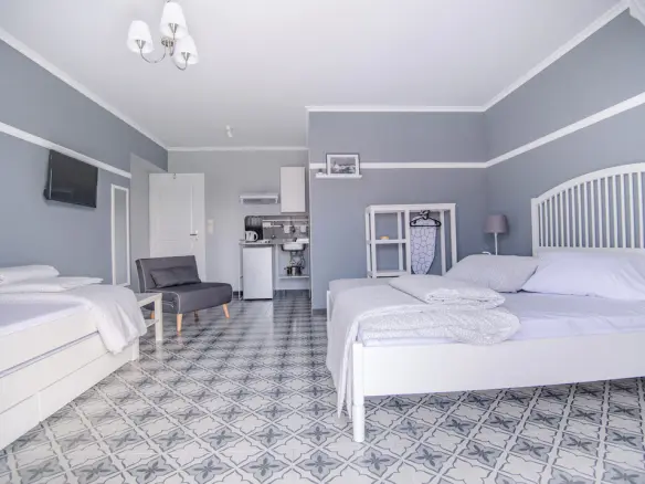 Hotel Of 490 M² On The Olympic Coast