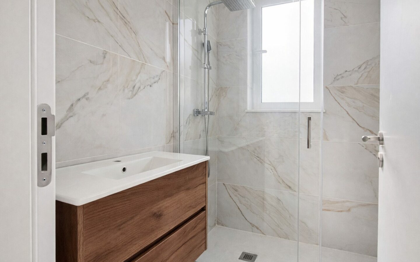 Apartamento T3 Remodelado A 500m Da Praia Da Nazaré