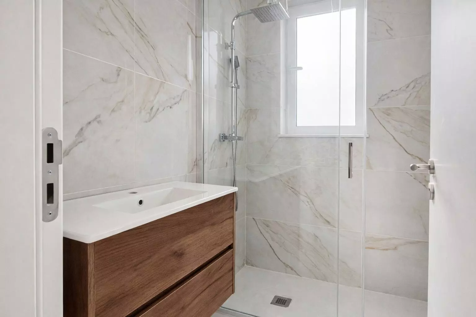 Apartamento T3 Remodelado A 500m Da Praia Da Nazaré