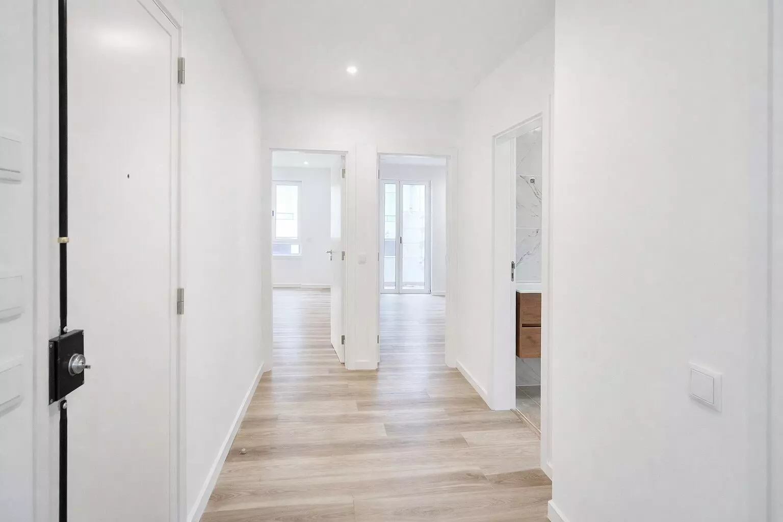Apartamento T3 Remodelado A 500m Da Praia Da Nazaré