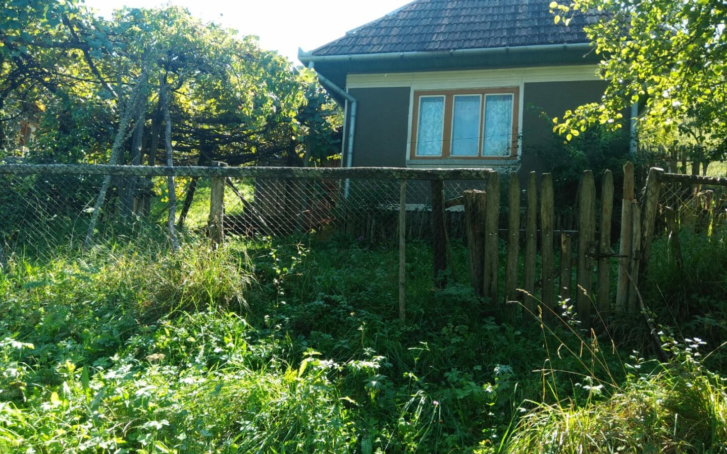 Secluded Property In The Apuseni Mountains – 3.5 Hectares Of Land + 2 Houses