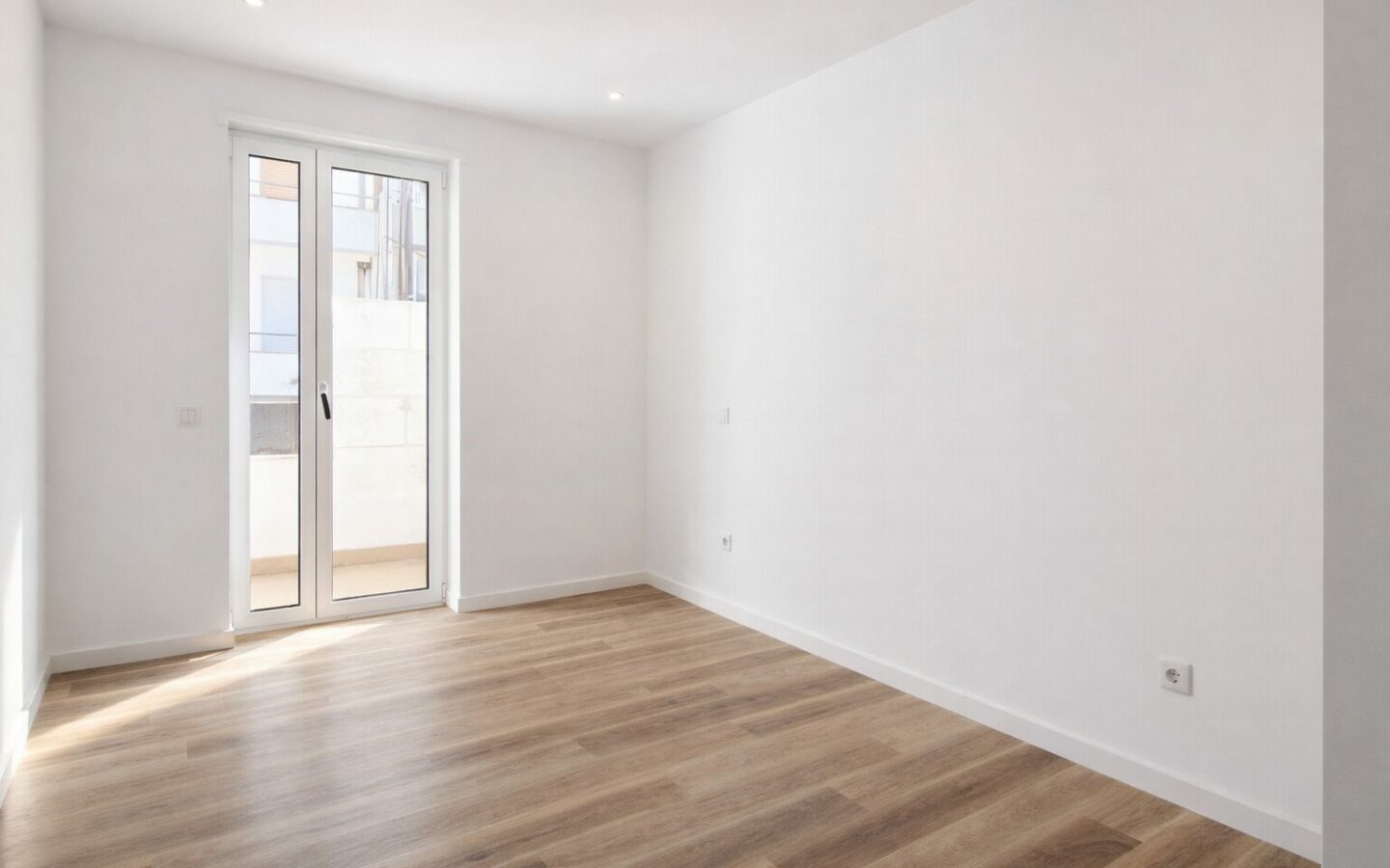 Apartamento T3 Remodelado A 500m Da Praia Da Nazaré