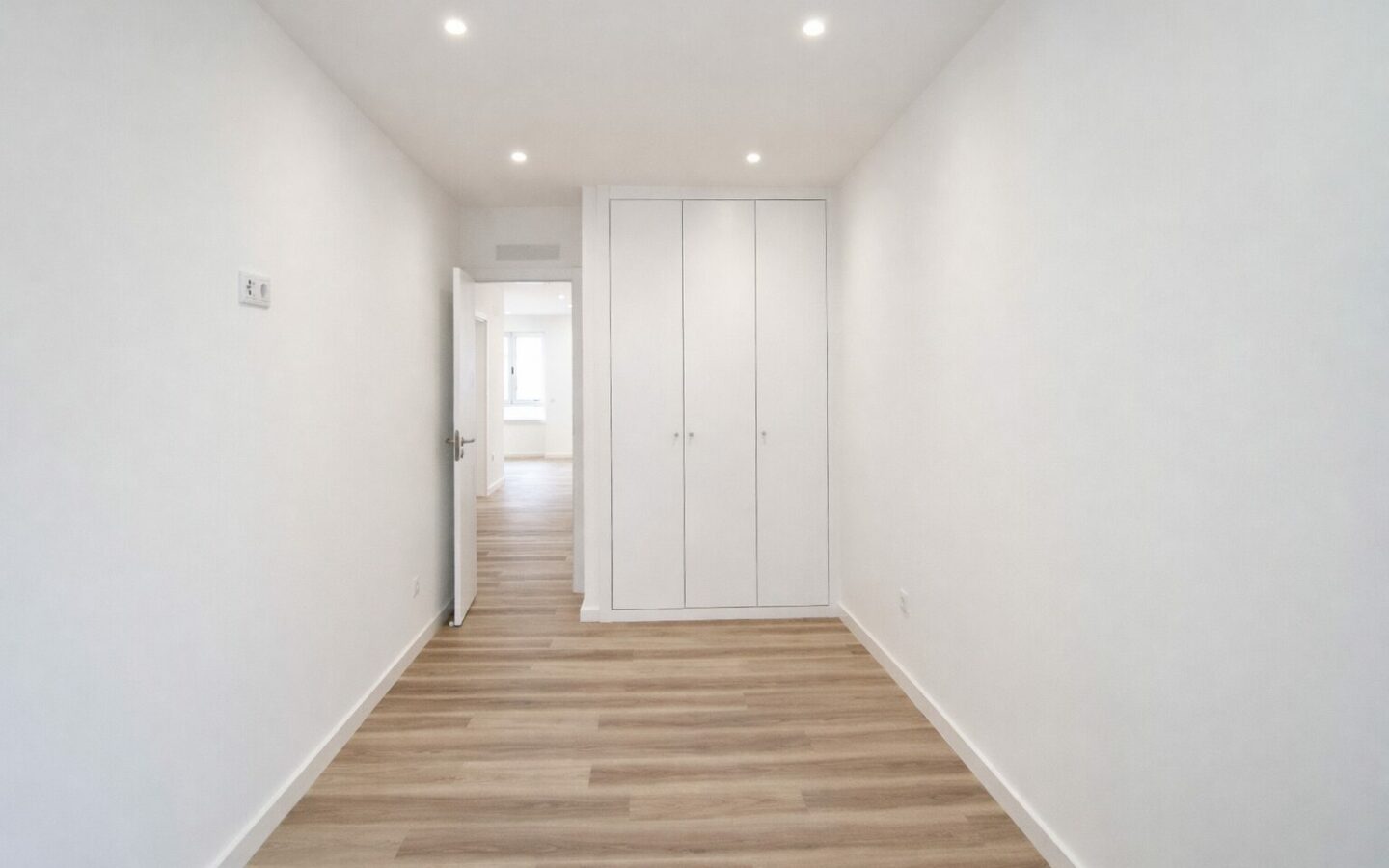 Apartamento T3 Remodelado A 500m Da Praia Da Nazaré