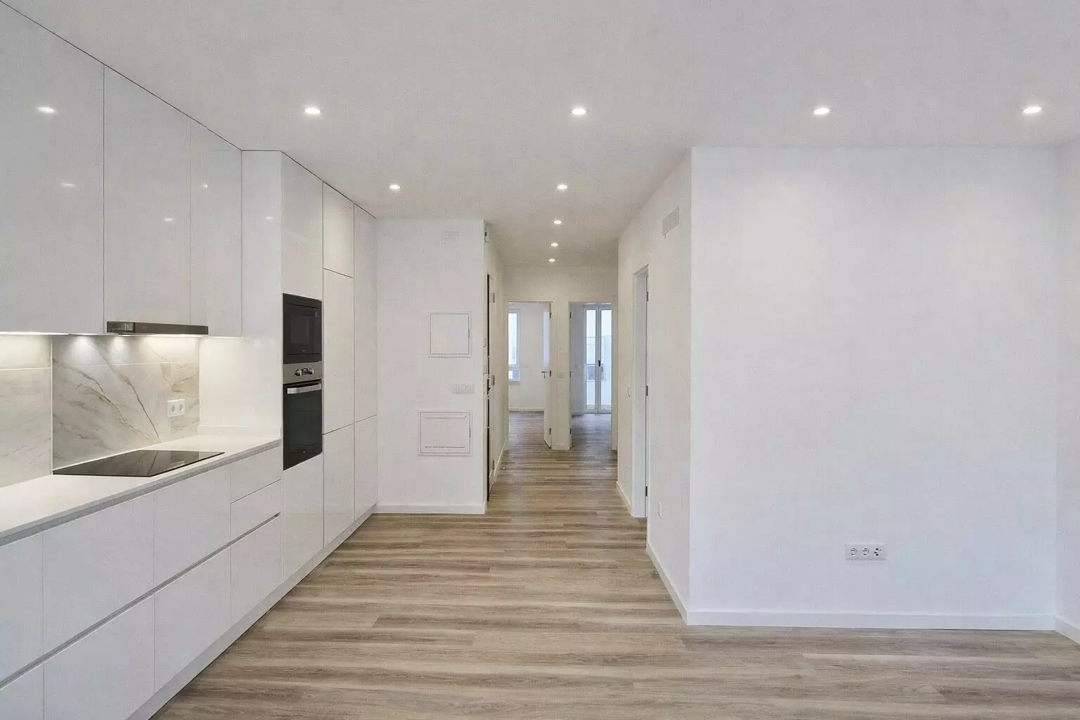 Apartamento T3 Remodelado A 500m Da Praia Da Nazaré