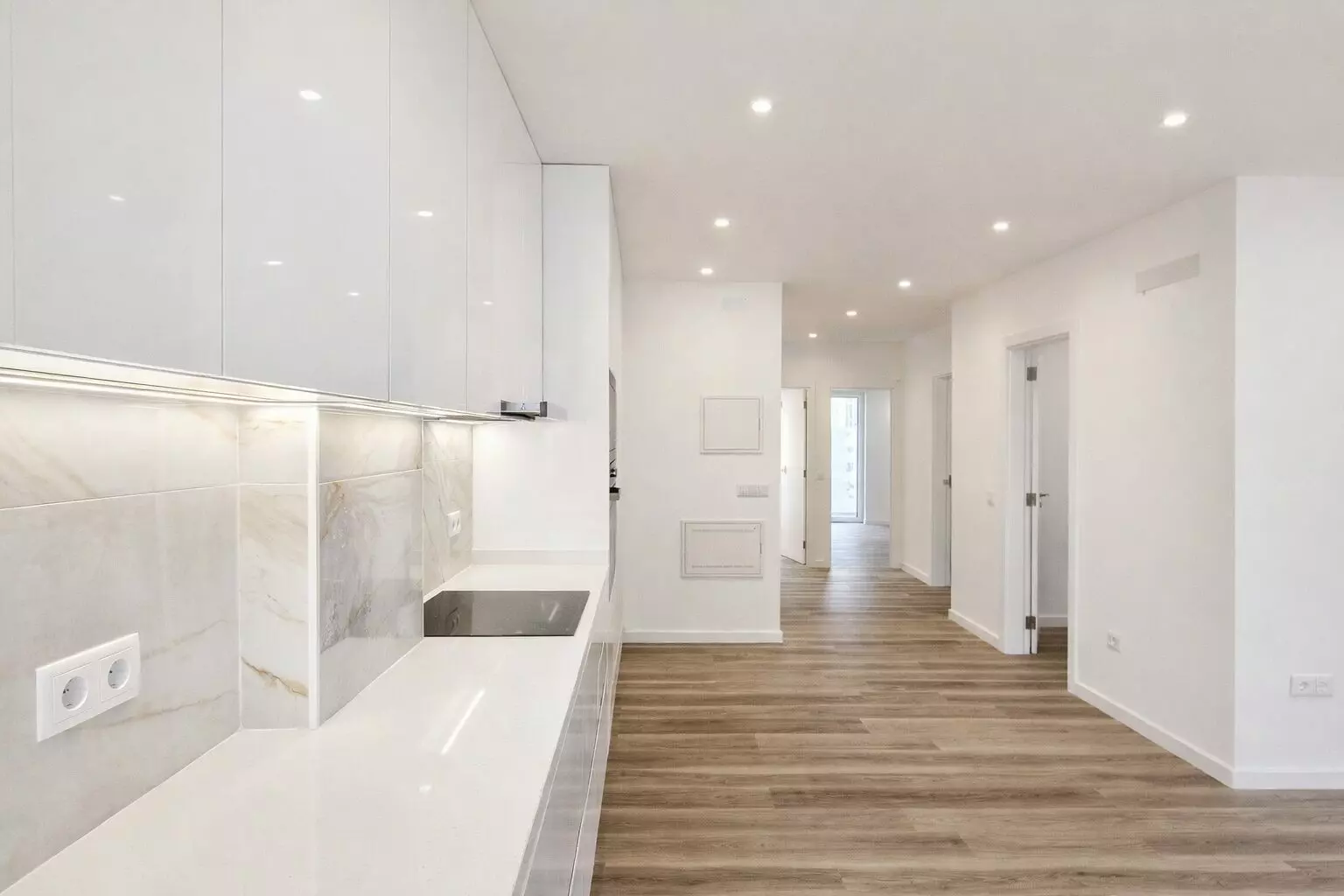 Apartamento T3 Remodelado A 500m Da Praia Da Nazaré