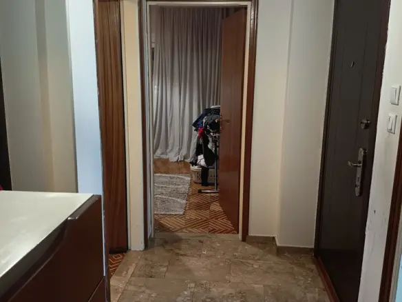 3-bedroom Flat In Neapoli, Greece (100 M²)