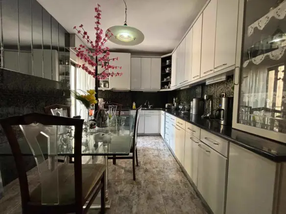 Flat Of 145 M² In Thessaloniki