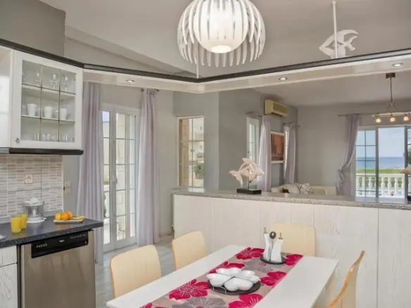 Villa In Platanias, Greece (480 M²)