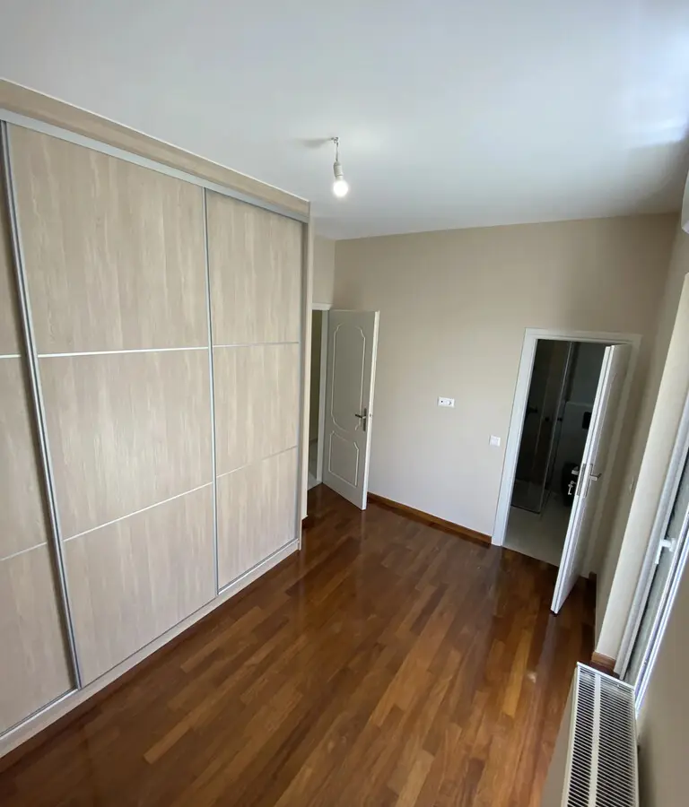 Flat Of 104 M² In Athens