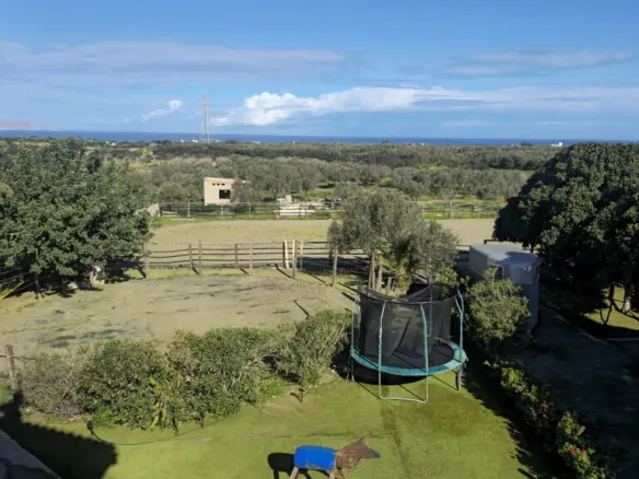 Complex Of 240 M² In Crete