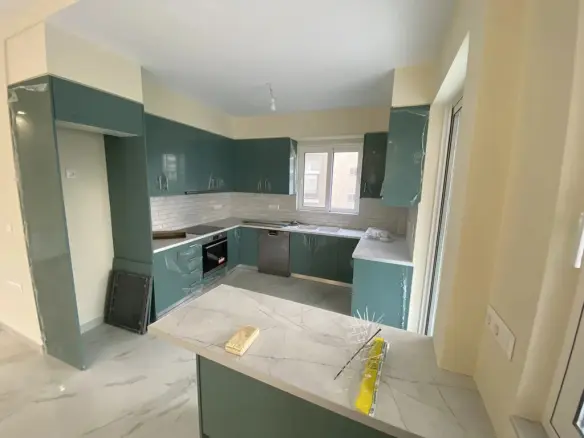 Flat Of 104 M² In Athens
