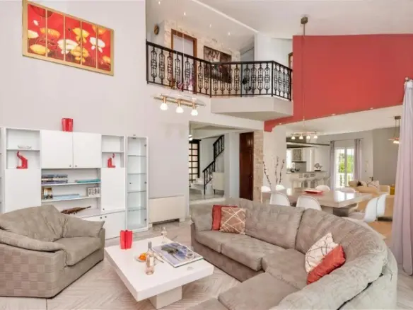 Villa In Platanias, Greece (480 M²)