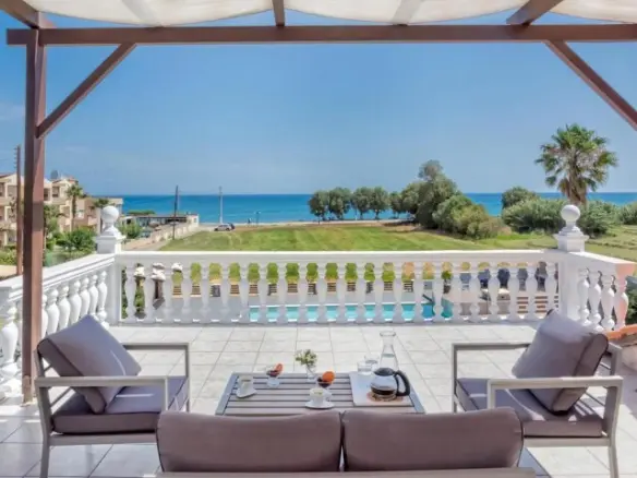 Villa In Platanias, Greece (480 M²)