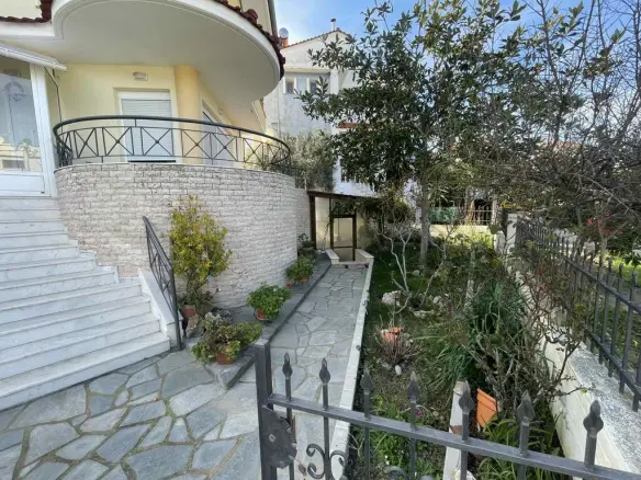 2-bedroom Detached House In Eleitheres, Greece (180 M²)