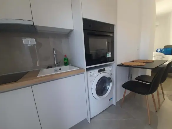 Flat In Faliro – Ippokratio, Greece (30 M²)