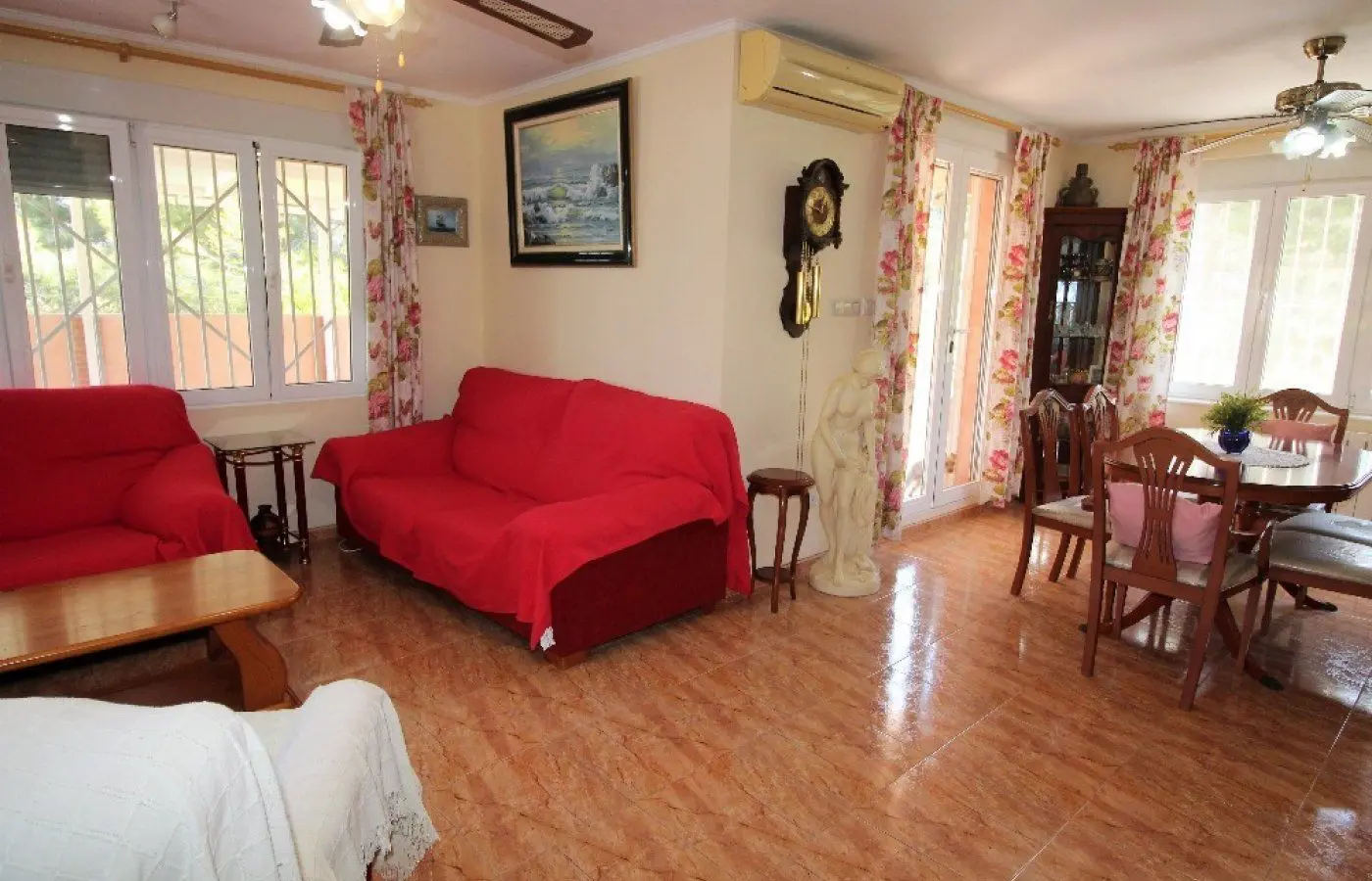 Villa 167 M² In Torrevieja, Spain – Mediter Real EstateSeo Title: 3-bed Villa In Torrevieja, Mediterranean Features