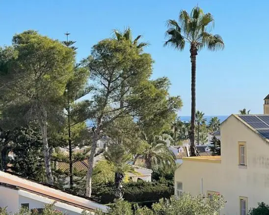 3-bedroom Villa In Villamartin, Spain (140 M²)