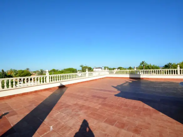 9-bedroom Villa In Cabo Roig, Spain (511 M²)