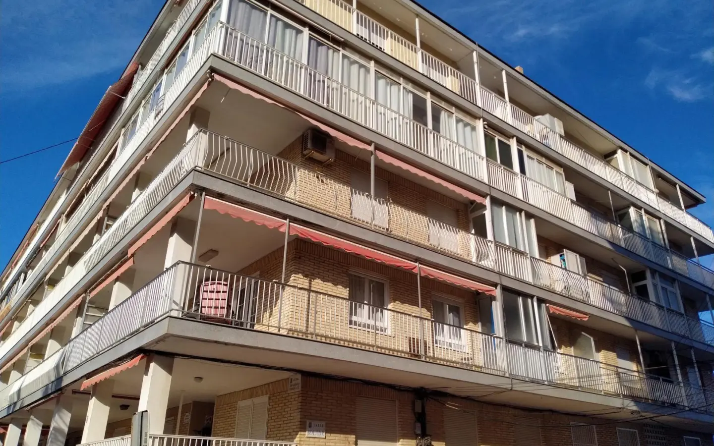 2-bedroom Apartment In Torrevieja, Spain (82 M²)