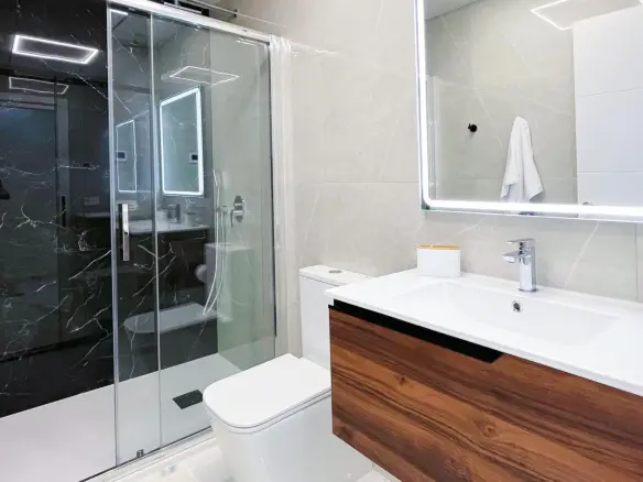 2-bedroom Apartment In Torrevieja, Spain (90 M²)