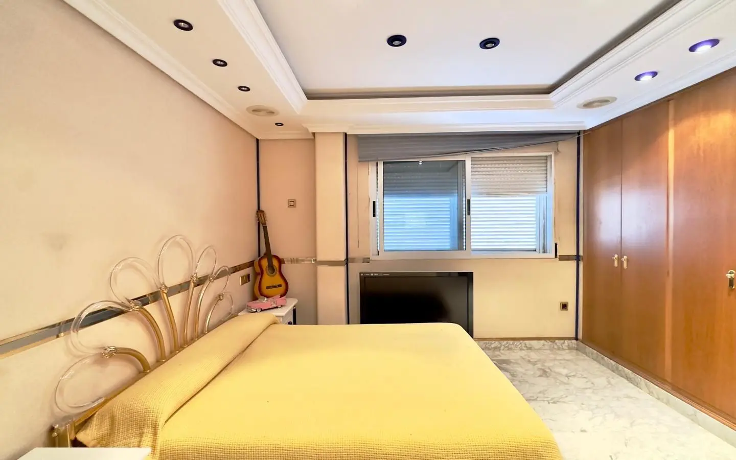 2-bedroom Penthouse In Torrevieja, Spain (195 M²)