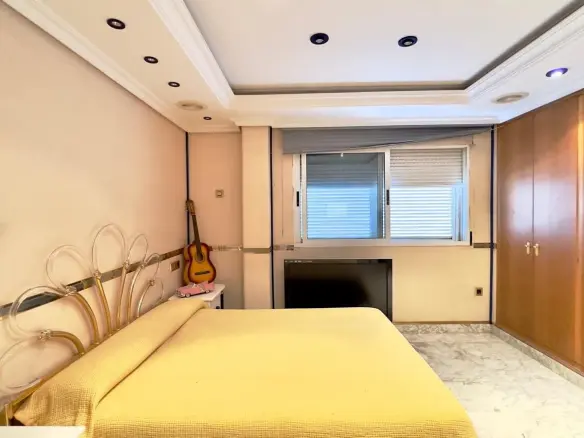2-bedroom Penthouse In Torrevieja, Spain (195 M²)