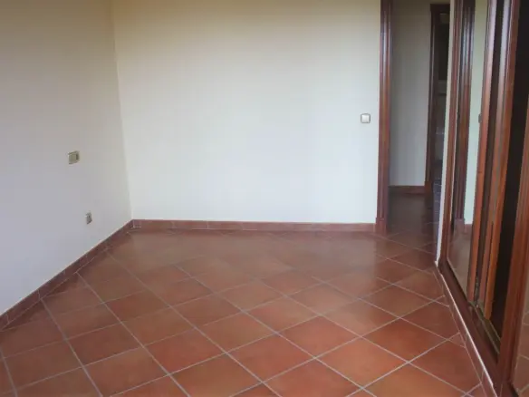 3-bedroom House In Torrevieja, Spain (225 M²)