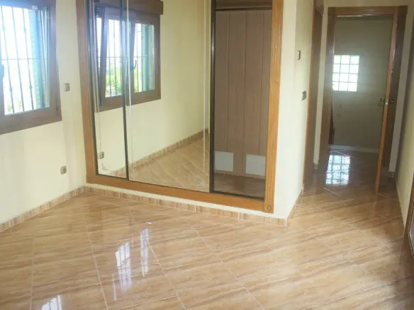 3-bedroom Villa In Torrevieja, Spain (315 M²)