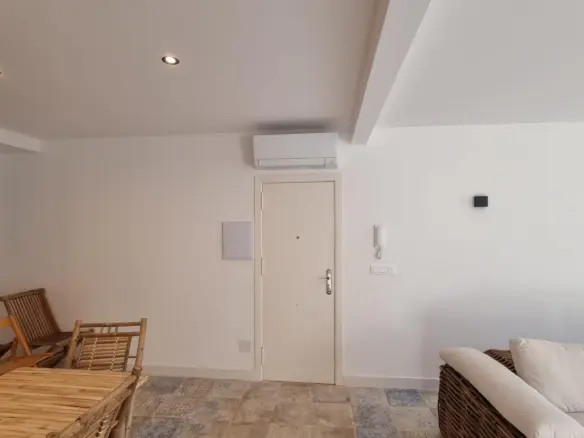 2-bedroom Apartment In Torrevieja, Spain (105 M²)