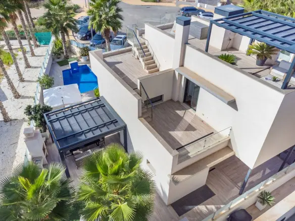5-bedroom Villa In Cabo Roig, Spain (180 M²)