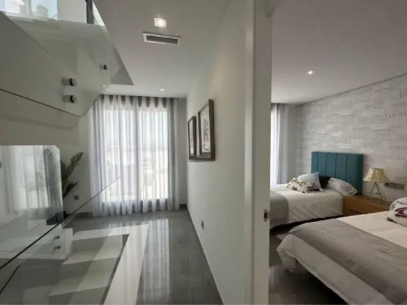 3-bedroom Villa In Torrevieja, Spain (197 M²)