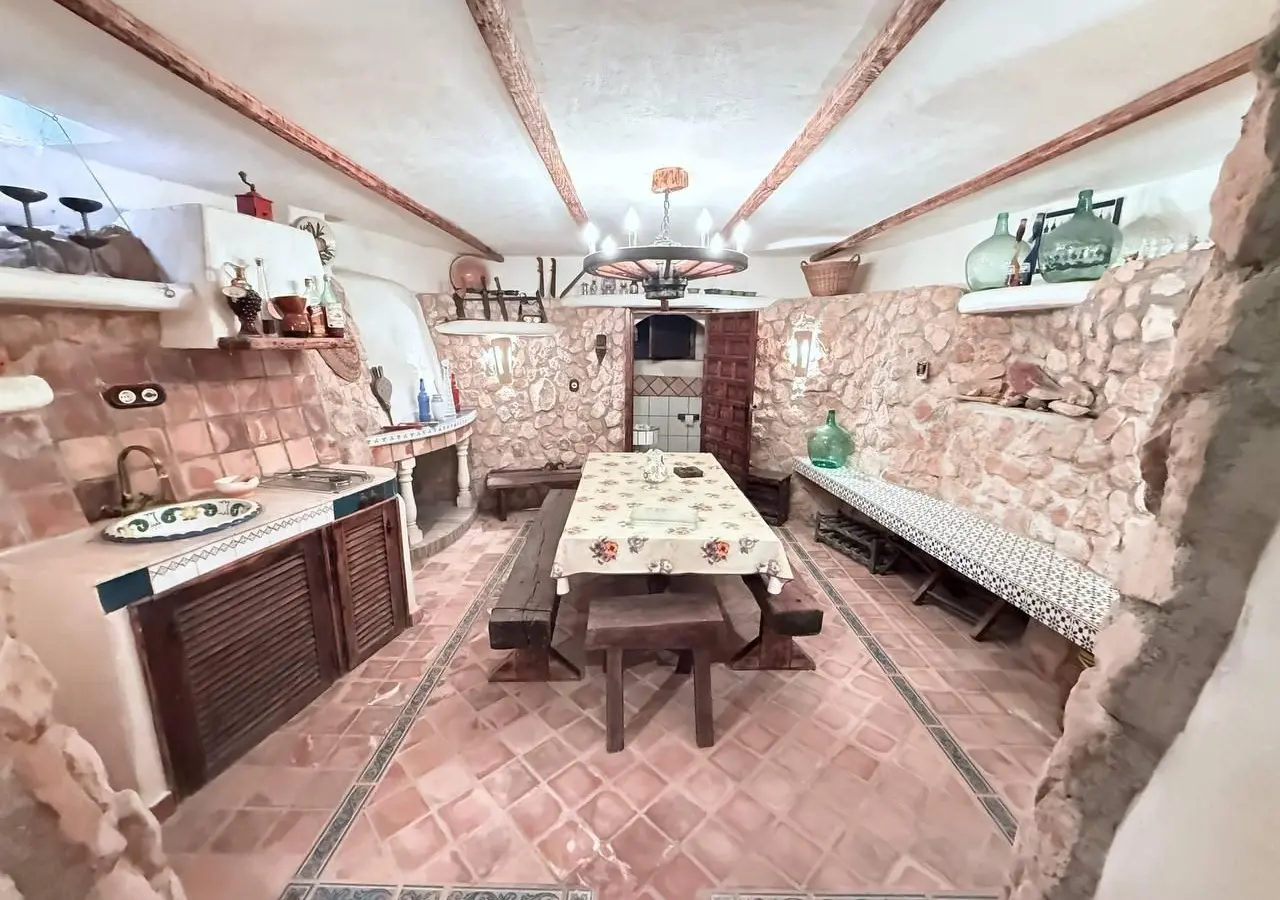 5-bedroom Villa In Pilar De La Horadada, Spain (280 M²)