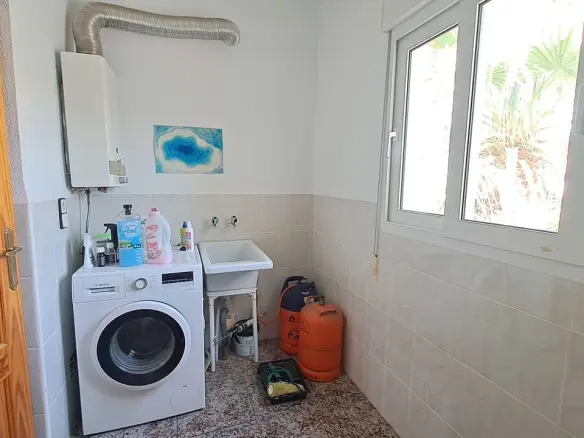 5-bedroom Villa In Orihuela Costa, Spain (200 M²)