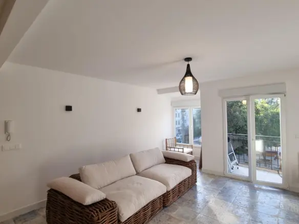 2-bedroom Apartment In Torrevieja, Spain (105 M²)
