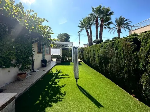 3-bedroom Villa In Cabo Roig, Spain (141 M²)
