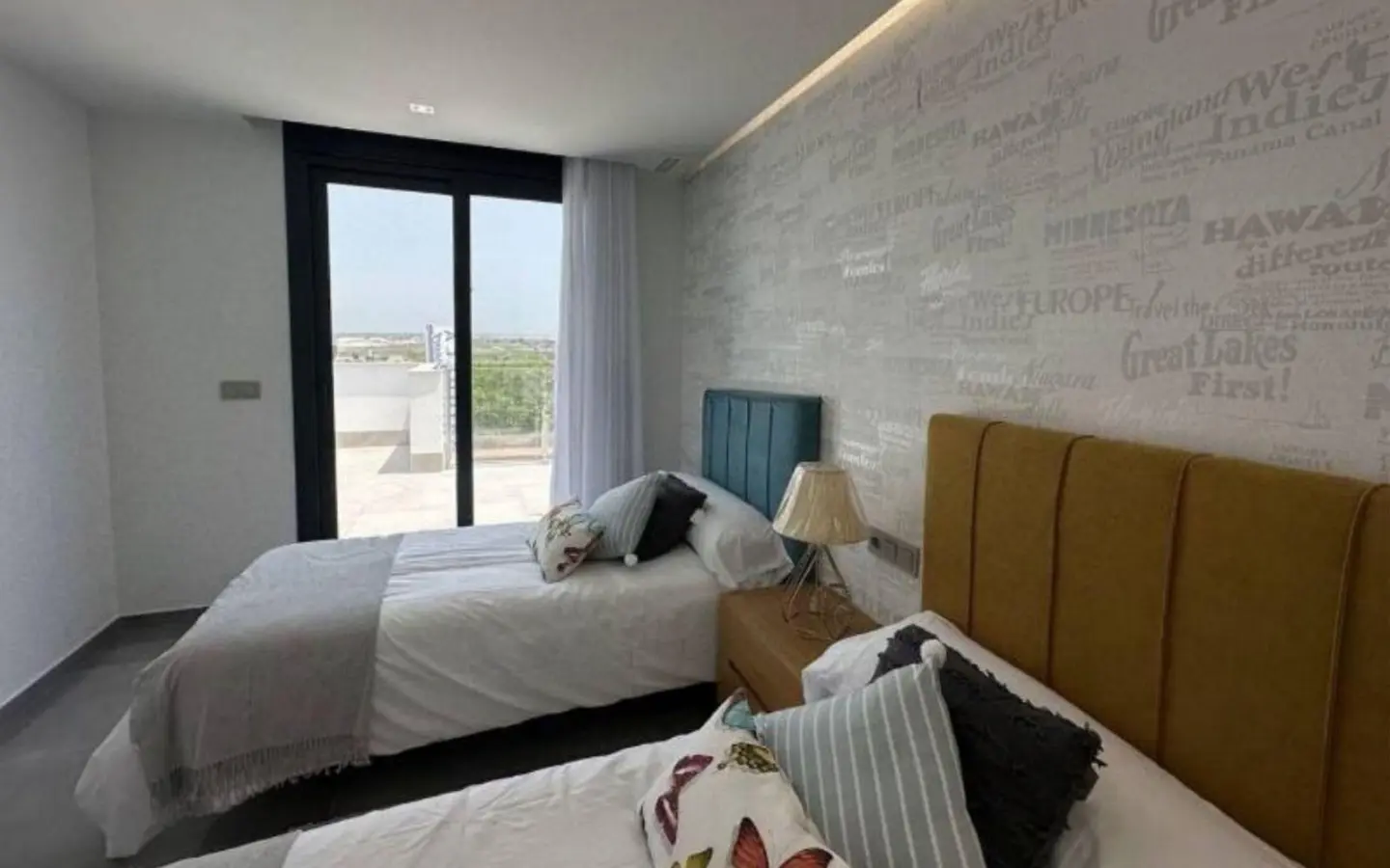 3-bedroom Villa In Torrevieja, Spain (197 M²)