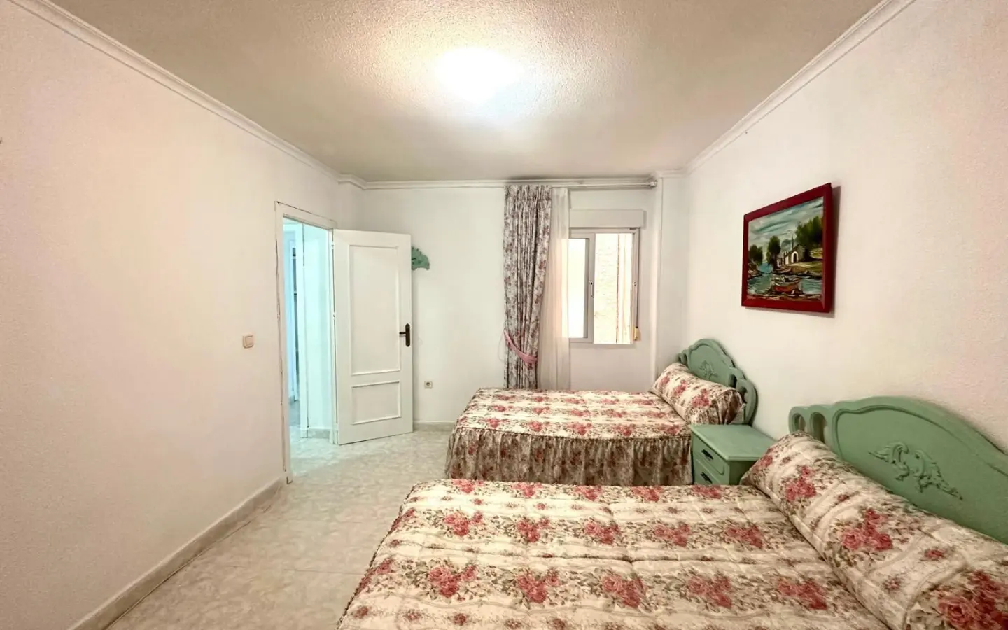 Apartment 120 M² In Torrevieja, Spain – Mediter Real Estate**title:** 3-bed Apartment In Torrevieja With Sea View