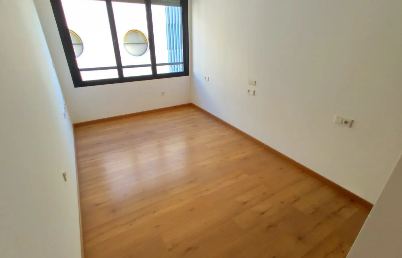 3-bedroom Apartment In Torrevieja, Spain (140 M²)