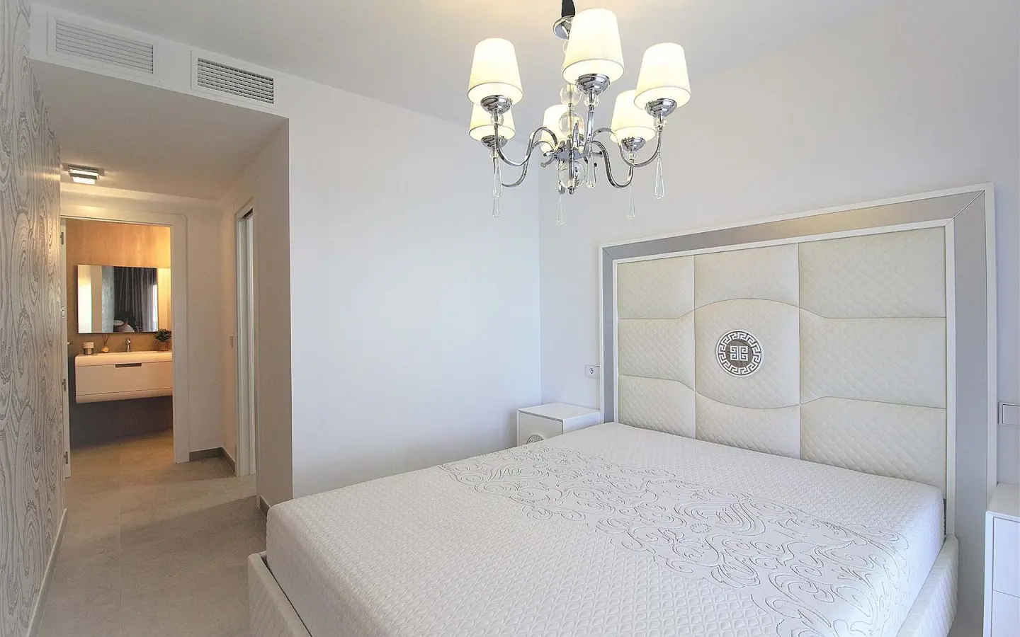3-bedroom Apartment In Santa Pola, Spain (93 M²)