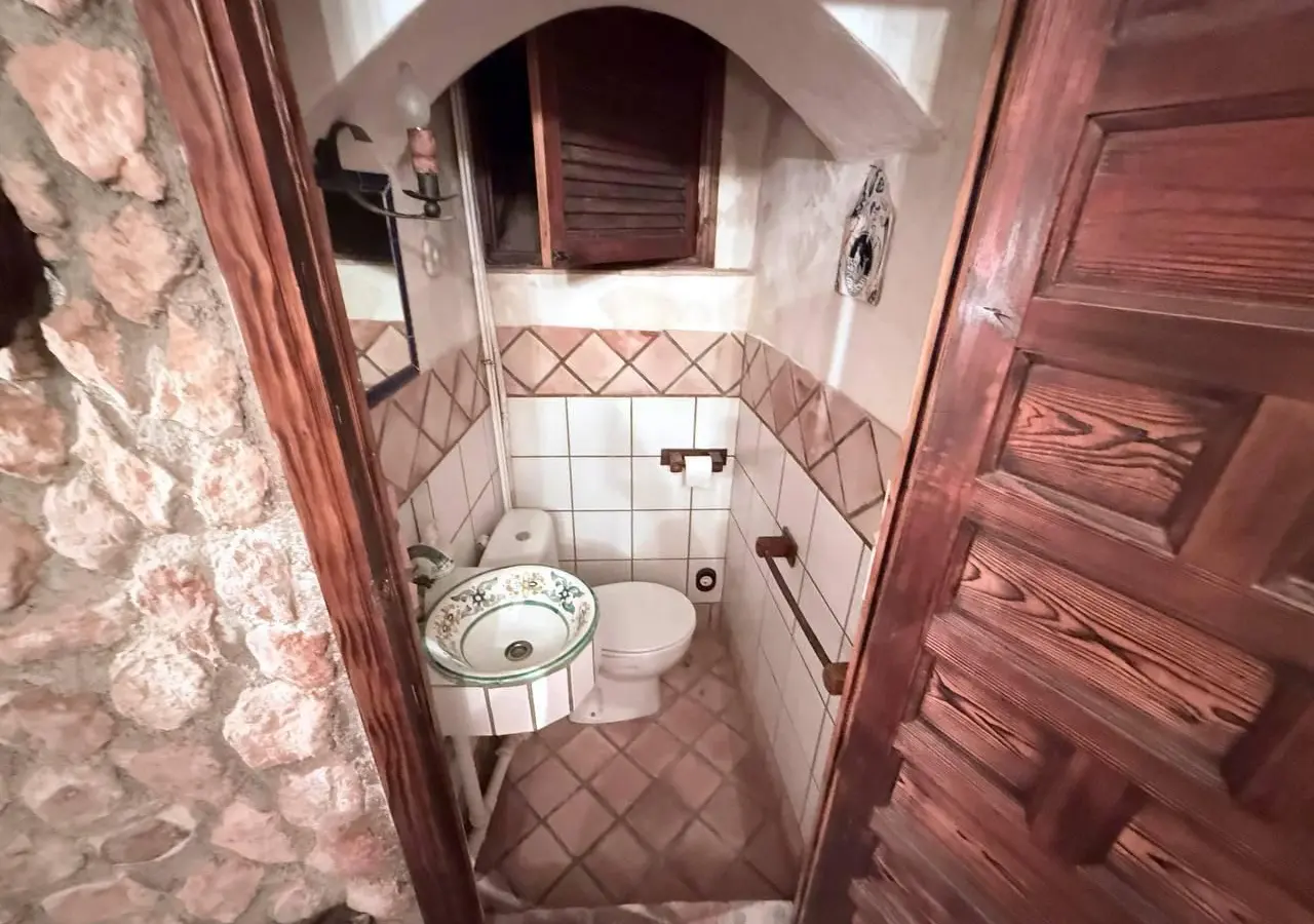 5-bedroom Villa In Pilar De La Horadada, Spain (280 M²)